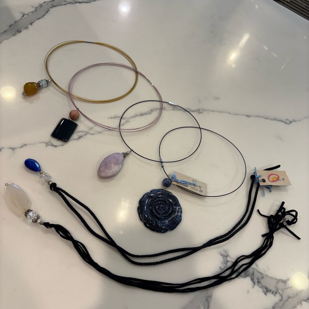 BUNDLE: NEW Assorted Women's Pendant & rawhide necklaces, semi precious gem